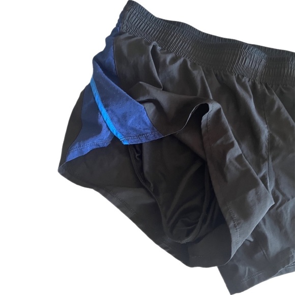 NIKE 10K - Women's - XL - Running Shorts - NWOT - Picture 3 of 4